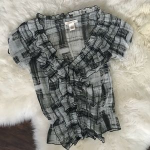 Ruffle Front V-Neck Top with Preplum Waist